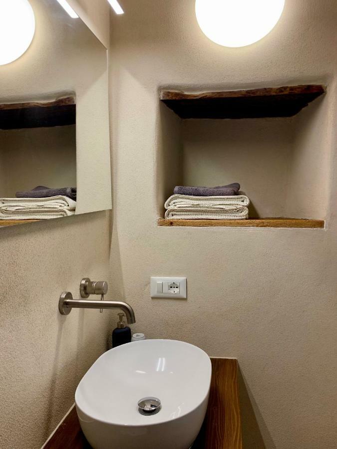 Casa Vigna Apartment Trontano Екстериор снимка